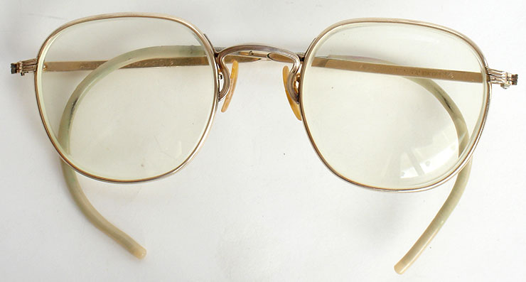 Vintage wire eyeglasses American Optical AO Liner at http://www.collectornet.net