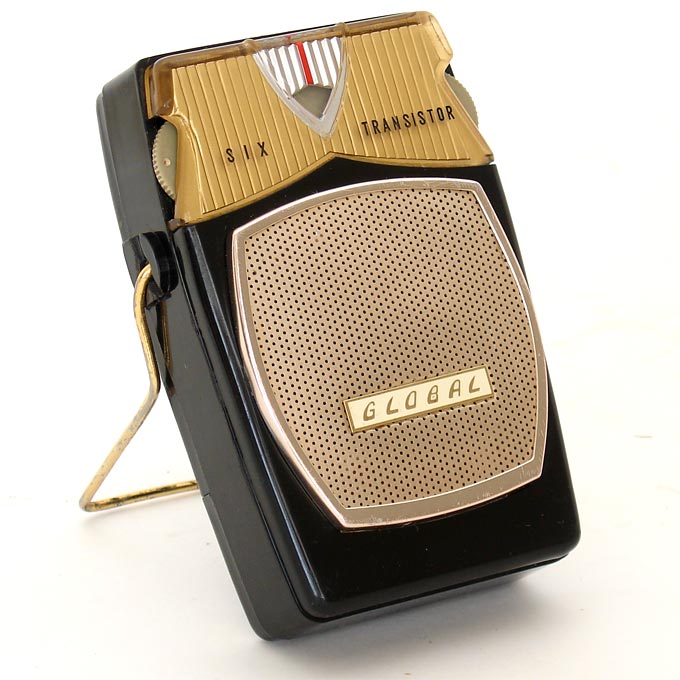 Rare variant of the Global GR-711 vintage transistor radio at www.collectornet.net/radio/pocket