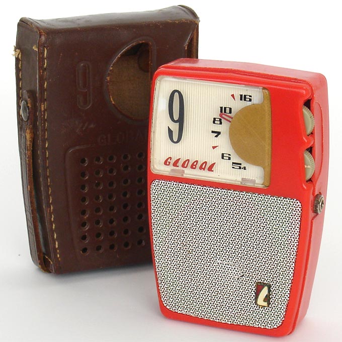 Stunning vintage Global GR-900 transistor radio from Japan at www.collectornet.net/radio/pocket